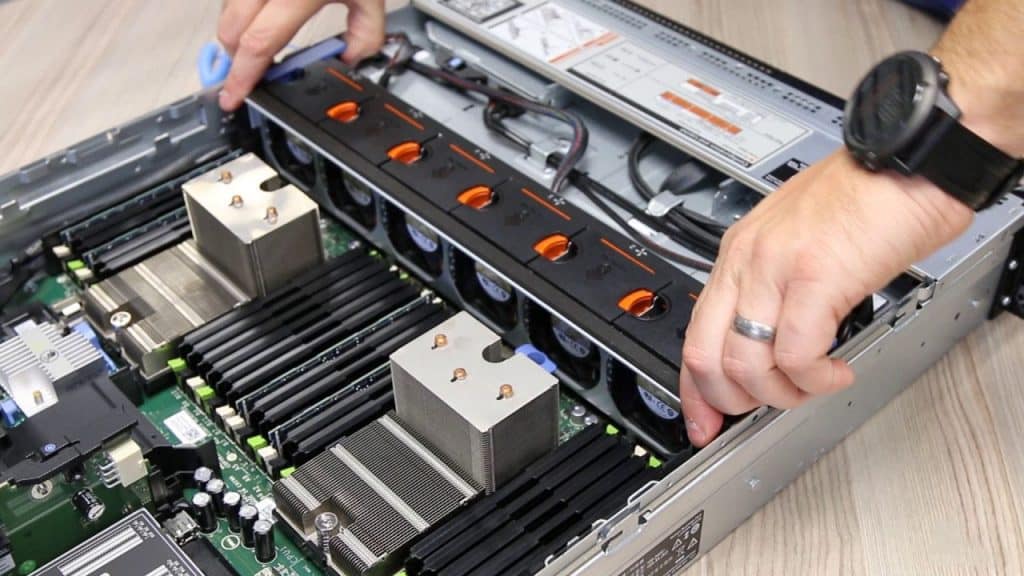 Review máy chủ Dell PowerEdge R720 tổng quan hệ thống