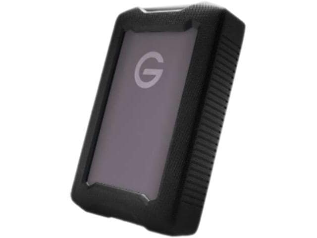 SanDisk G-DRIVE ArmorATD SDPH81G-004T-GBAND 4 TB Portable Rugged Hard Drive – 2.5″ External – SATA – MAC Device Supported – USB 3.1 (Gen 1) Type C, Thunderbolt 3 – 135 MB/s Maximum Read Transfer